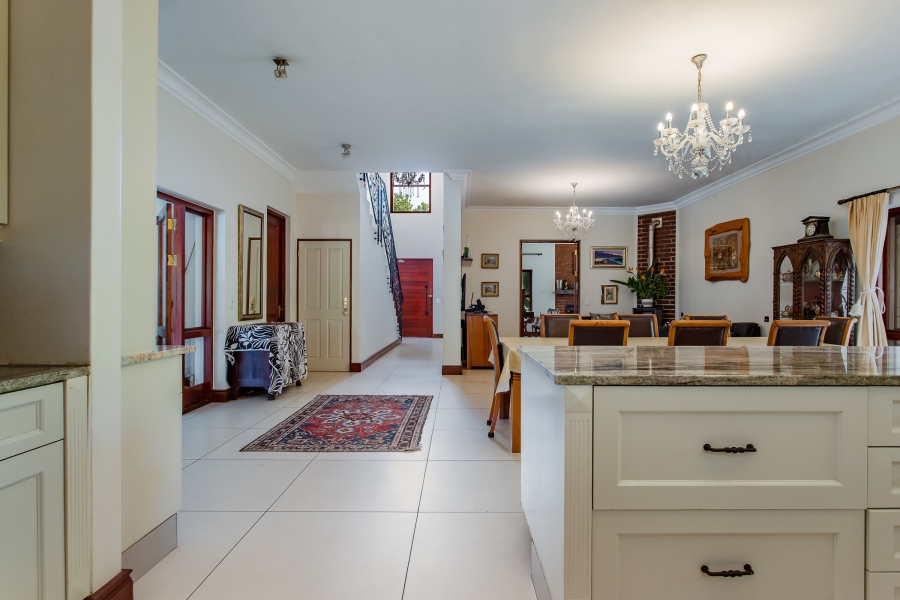 5 Bedroom Property for Sale in Val De Vie Estate Western Cape